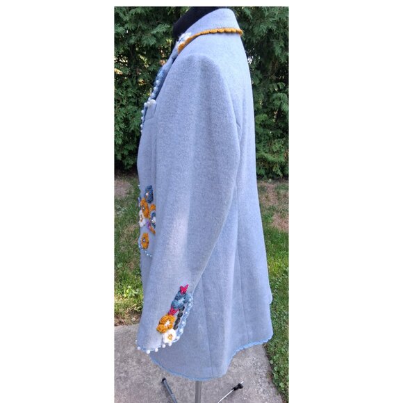 Upcycle Light Blue Coat with Crochet Flowers and Pearl Beads Size 16 - Picture 10 of 11